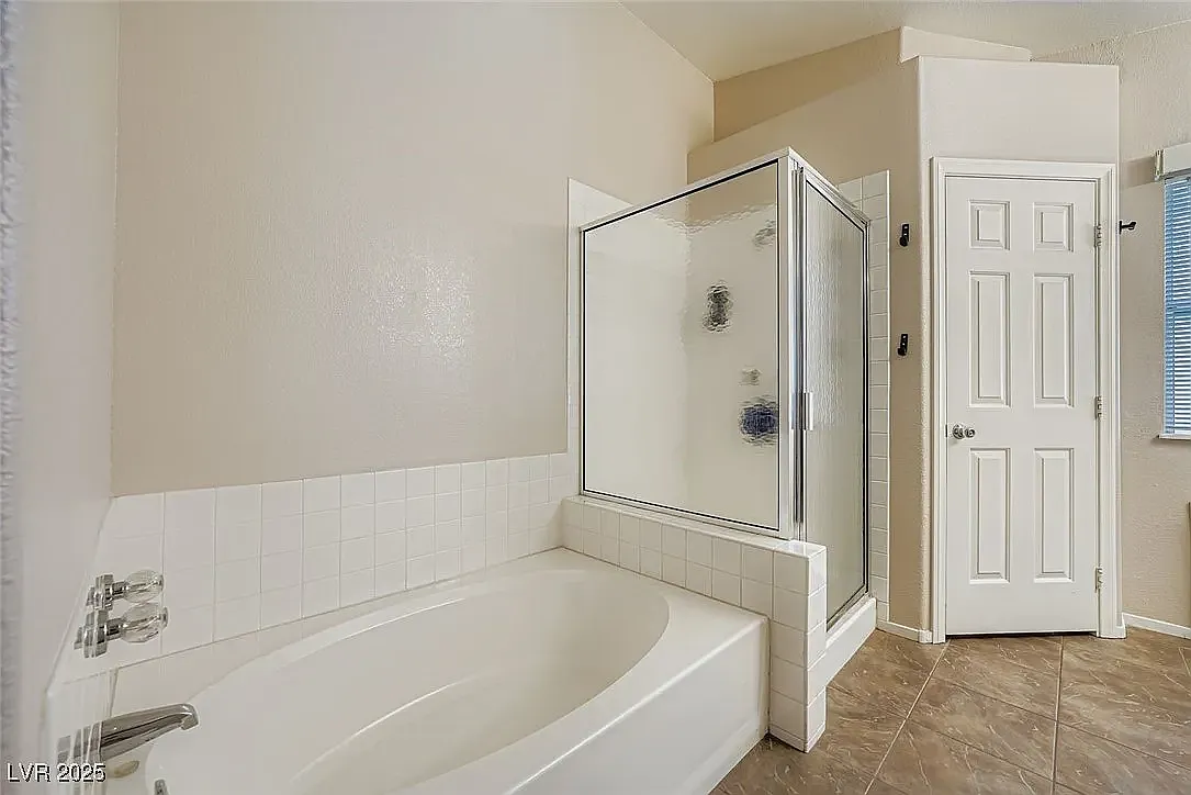 3 bed, $2,900 — Photo 4