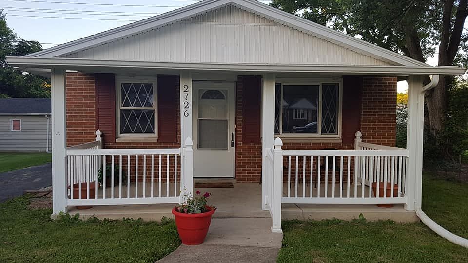 1st image of 2726 Acorn Dr