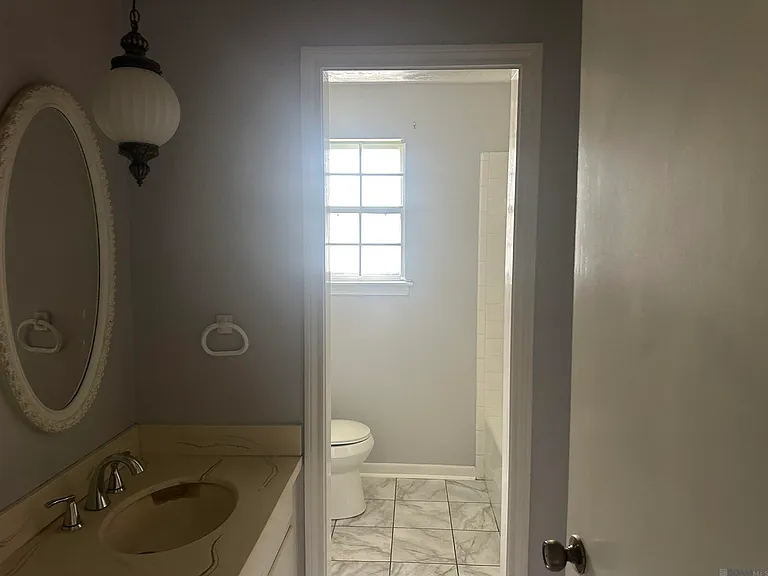 735 Bromley Dr — Photo 5