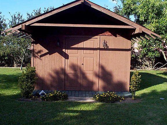 12x16 Storage Building