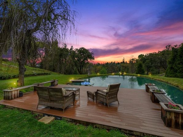 18990 Placer Hills Rd, Meadow Vista, CA 95722