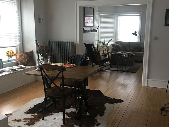 3rd image of 2712 N Farwell Ave Floor 2