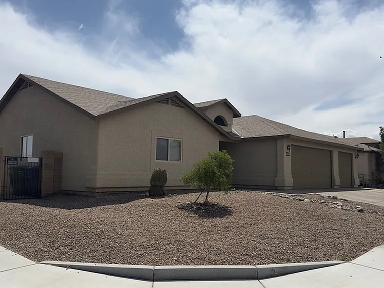 8086 E Ragweed Dr — Photo 2