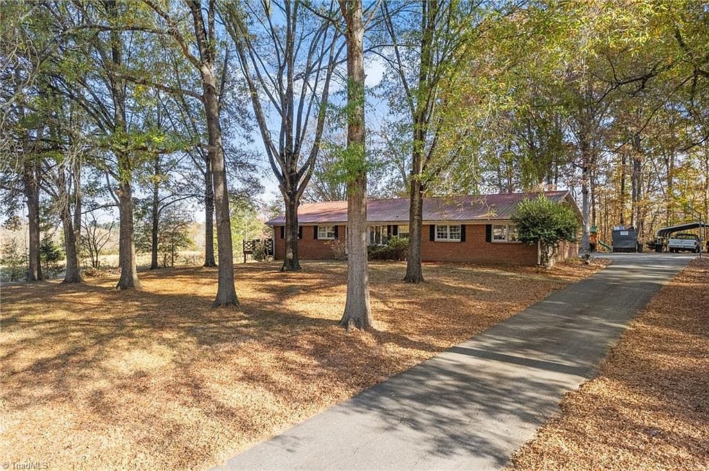2733 Brawley Rd, Yadkinville, NC 27055 MLS 1124864 Zillow