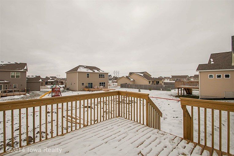 1st image of 4808 NE Briarwood Dr