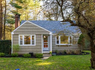 21 Old Meadow Plain Rd, Simsbury, CT 06070