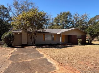 107 Faye St, Enterprise, AL 36330