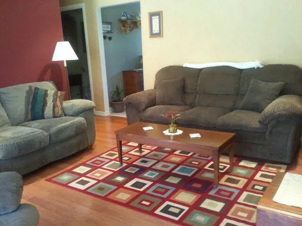 561 Twin Lakes Rd, Evington, VA 24550