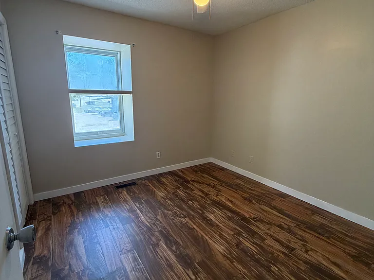 368 Seminole Trl — Photo 6