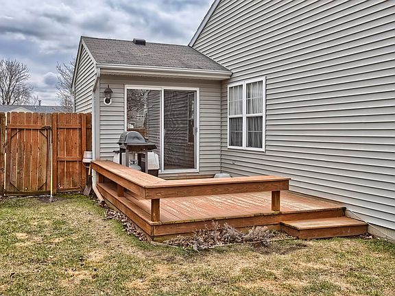 4th image of 3112 Sharon Dr