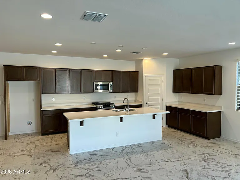 10214 W Indianola Ave — Photo 4