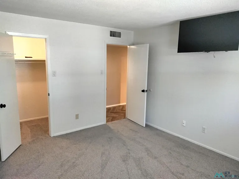 1408 Colonial Pkwy — Photo 21