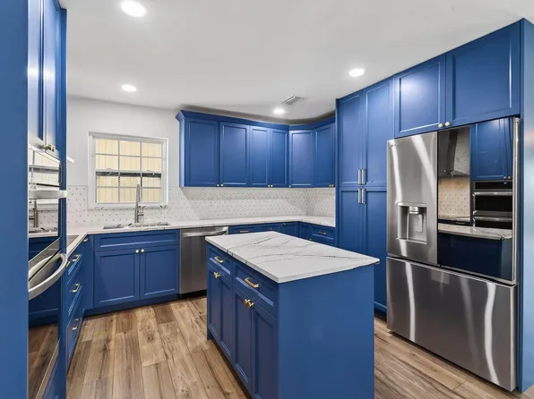 3790 Dogwood Avenue, Palm Beach Gardens, FL 33410