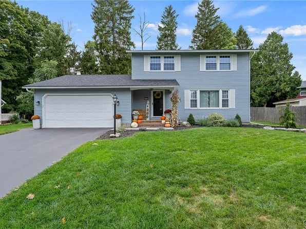 7352 Barnyard Cir, Liverpool, NY 13088