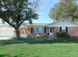 6524 Hospital Rd, Freeland, MI 48623