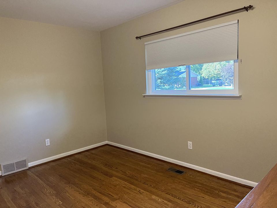 6850 Guildford Dr, photo 26
