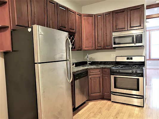 Rented by The Hamilton Group | media 10