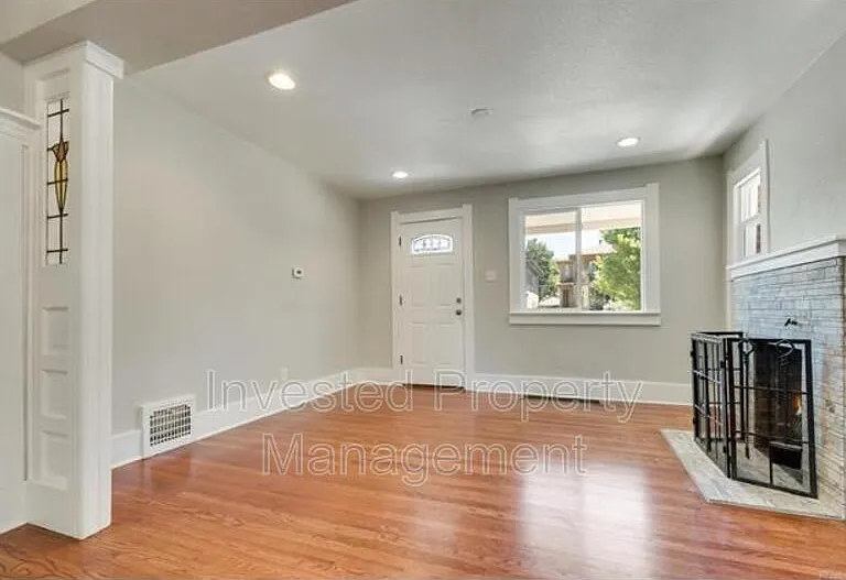 2063 S Pearl St — Photo 9