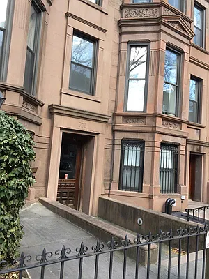 Rented by Avenue Sotheby's International Realty | media 21