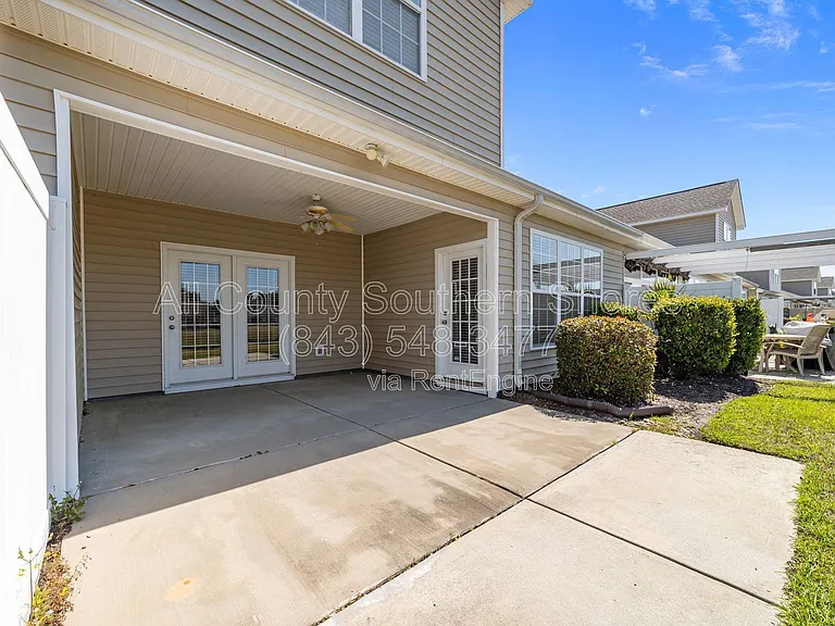 264 Viareggio Rd — Photo 33