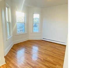 28 Wentworth St #3, Dorchester Center, MA 02124