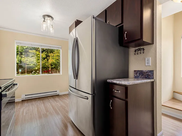 280 Newport Way NW #B-15 — Photo 5