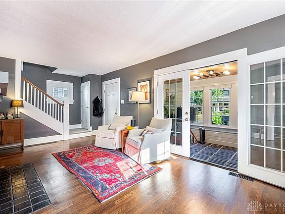5th image of 226 Telford Ave