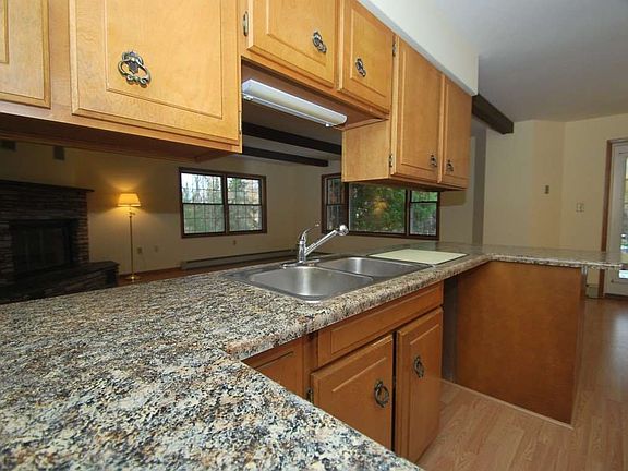 2nd image of 42020 N Hamar St