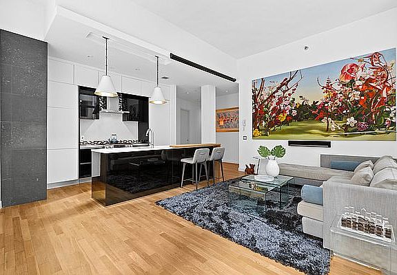 3rd image of 59 John St APT 2C