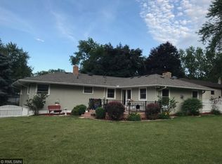 2873 Matilda St, Roseville, MN 55113