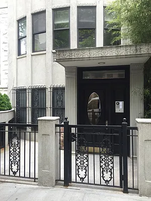 Sold by Corcoran | media 21