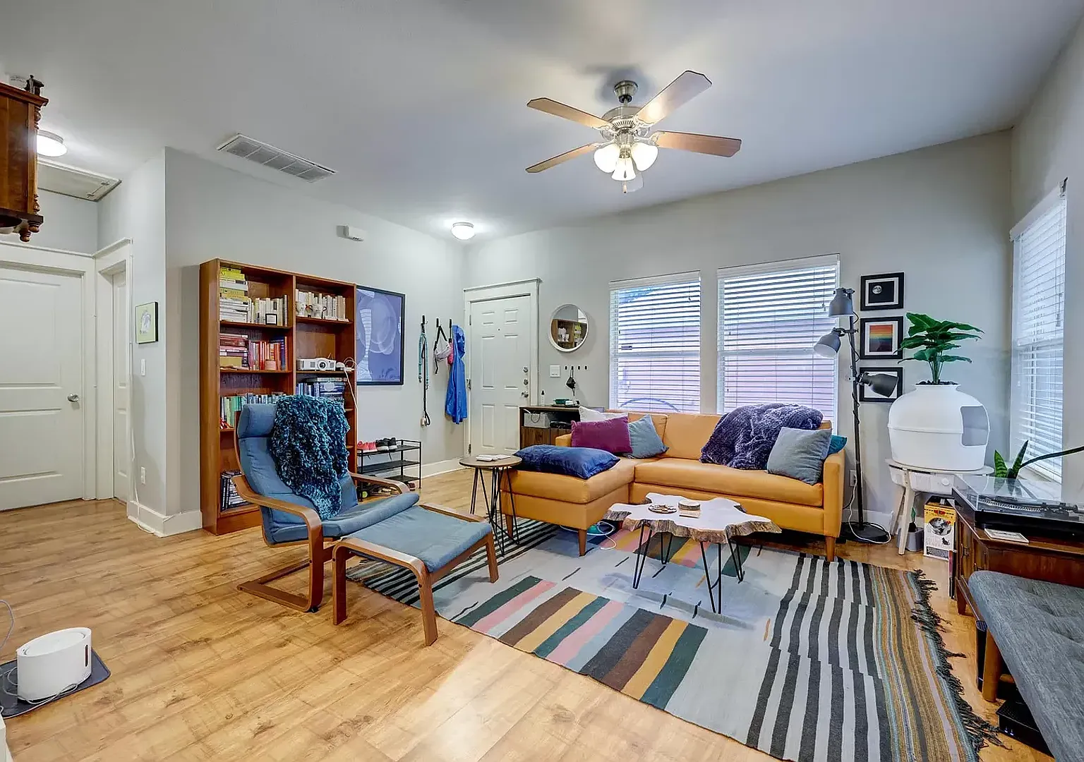 7607 Meador Avenue — Photo 1