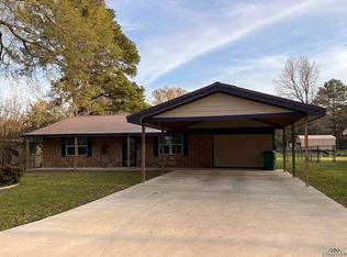 815 W Hayden St, Carthage, TX 75633