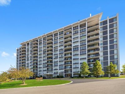 8815 W Golf Rd APT 11C, Niles, IL, 60714