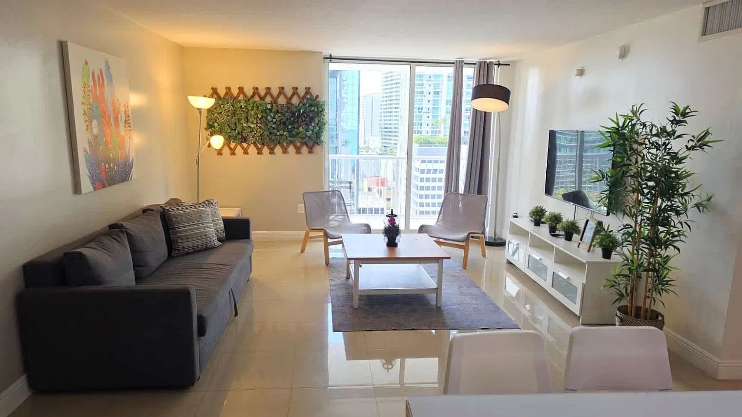 3 bed, 2.0 bath, 1227 sqft, $10,474 — Photo 2