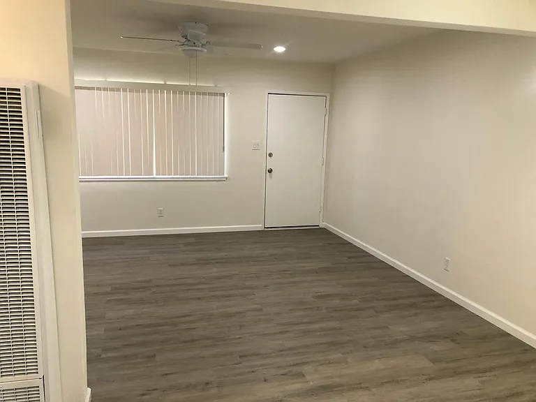 518-524 S 6th St #520-B — Photo 14