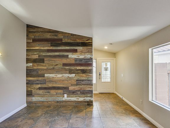 5th image of 8040 Radigan Ave