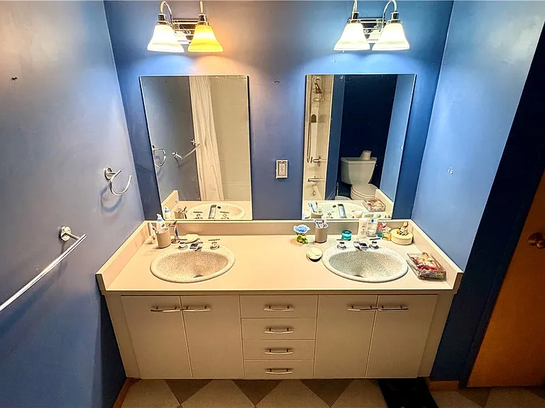 200 S Millvale Ave #202 — Photo 22