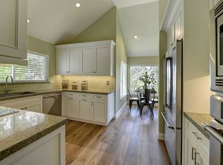 3352 Terra Granada Dr APT 1B, Walnut Creek, CA 94595