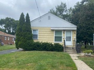 5113 Lincoln Ave, Des Moines, IA 50310