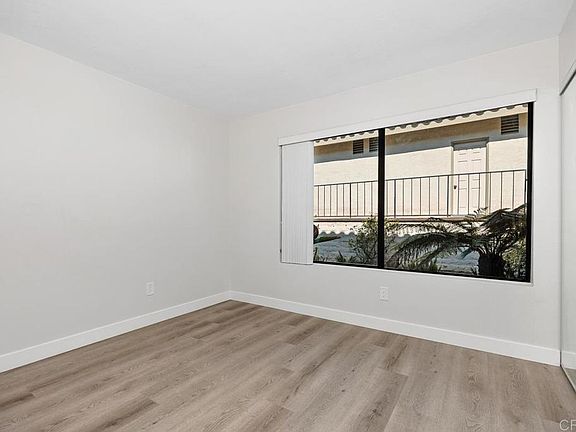 5th image of 245 Fairlee Ln