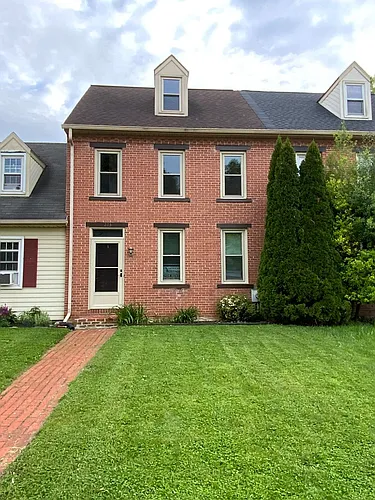 223 Cross Keys Dr Photo 1