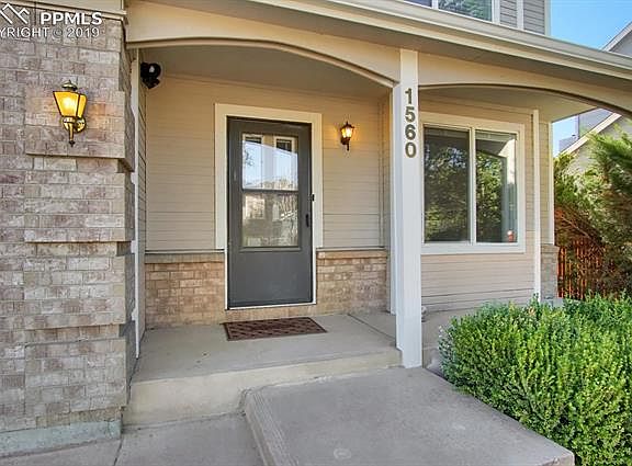 4th image of 1560 Canoe Creek Dr