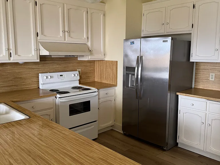 9151 Campbell Rd — Photo 12