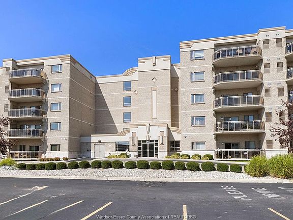 2nd image of 200 Manning Rd #311
