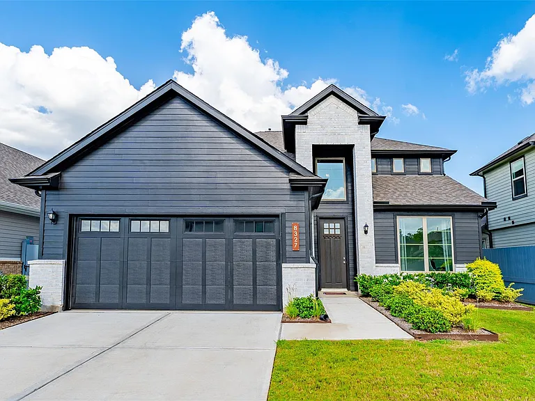 8327 Threadfin Way — Photo 4