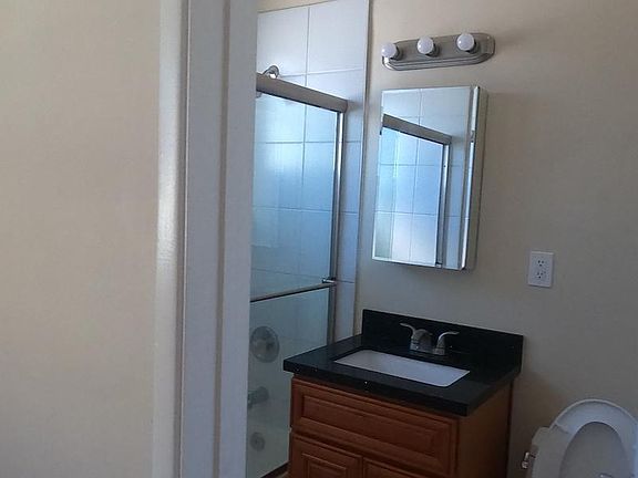 5th image of 3815 Vermont St APT 7