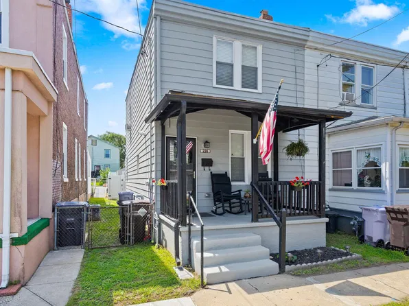 224 Filmore St, Riverside, NJ 08075