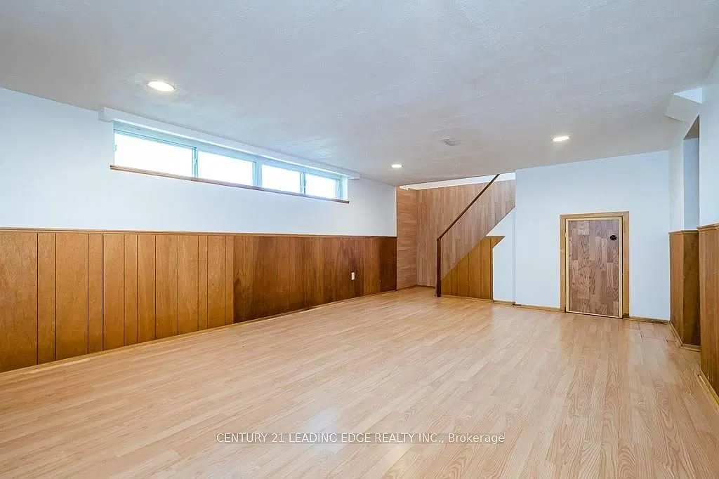 2 bed, $1,400 — Photo 4