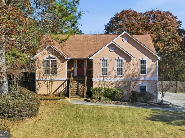 137 Orchard Way SE, Calhoun, GA 30701